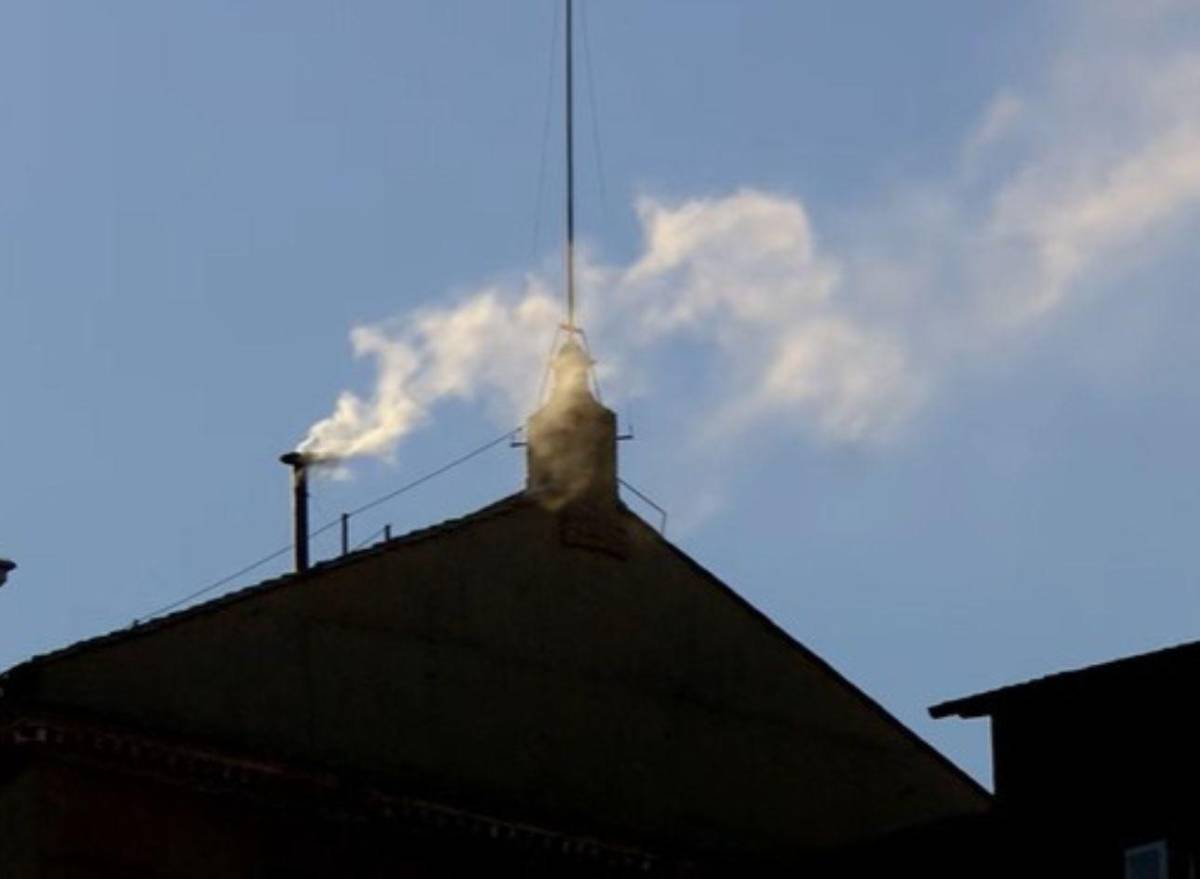 ¿Quién es Dominique Mamberti, el cardenal que anunciará al nuevo Papa ante el mundo?