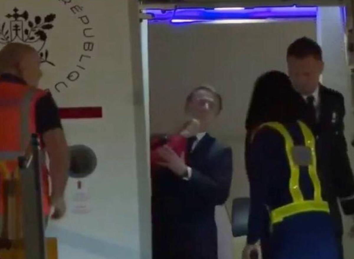 Romance, rumores y escándalos: así ha sido la historia de amor de los Macron