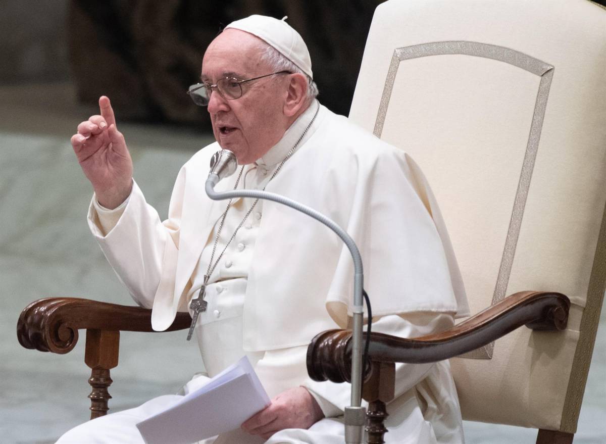 Papa llama al “diálogo” en una Navidad bajo la sombra de la pandemia