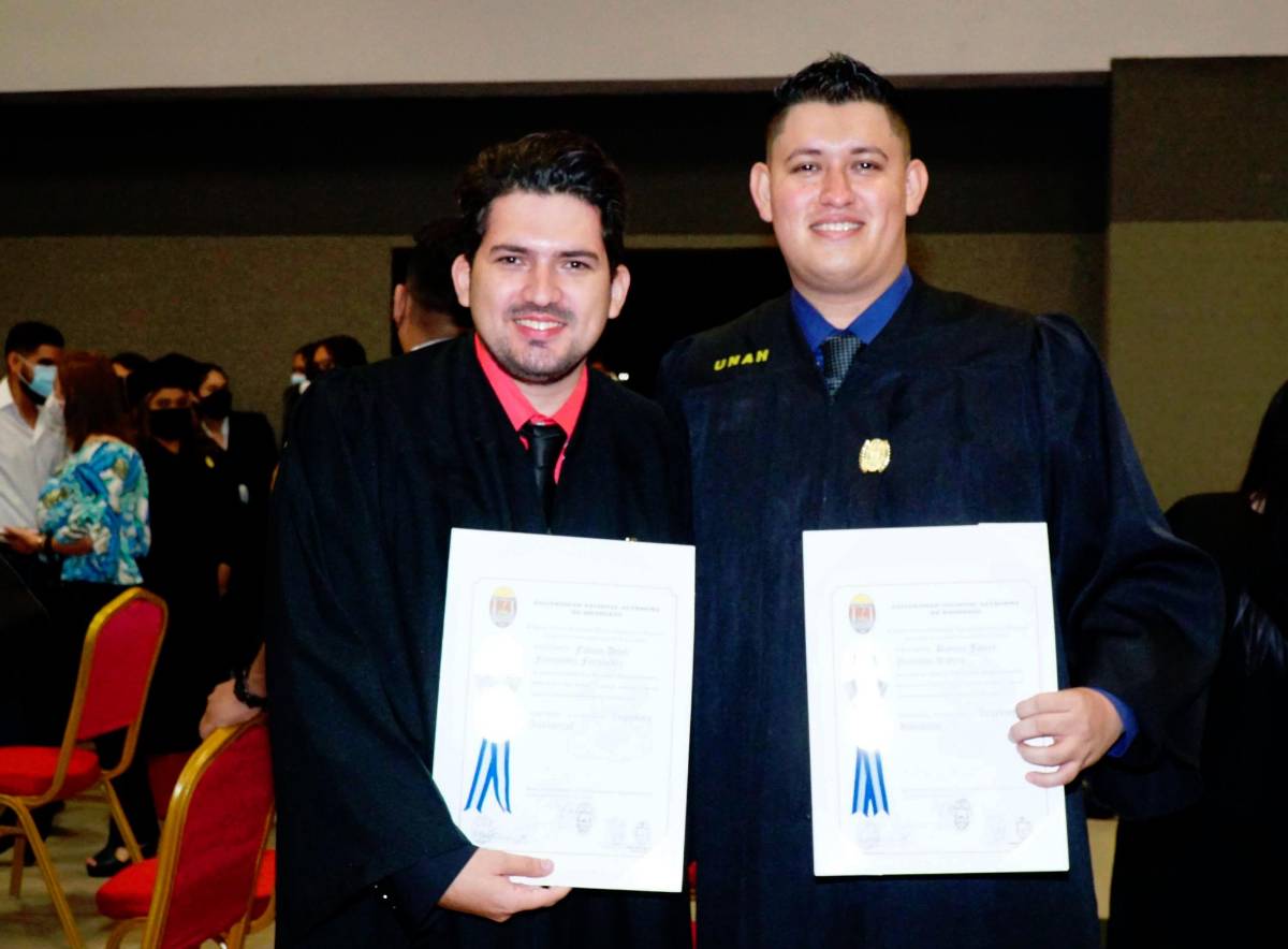 Orgullo y gozo por los nuevos profesionales