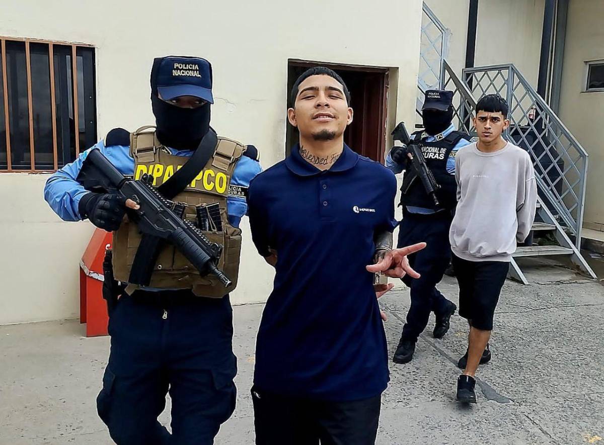 Arrestan a dos presuntos pandilleros de la 18 vinculados a crímenes de alto impacto