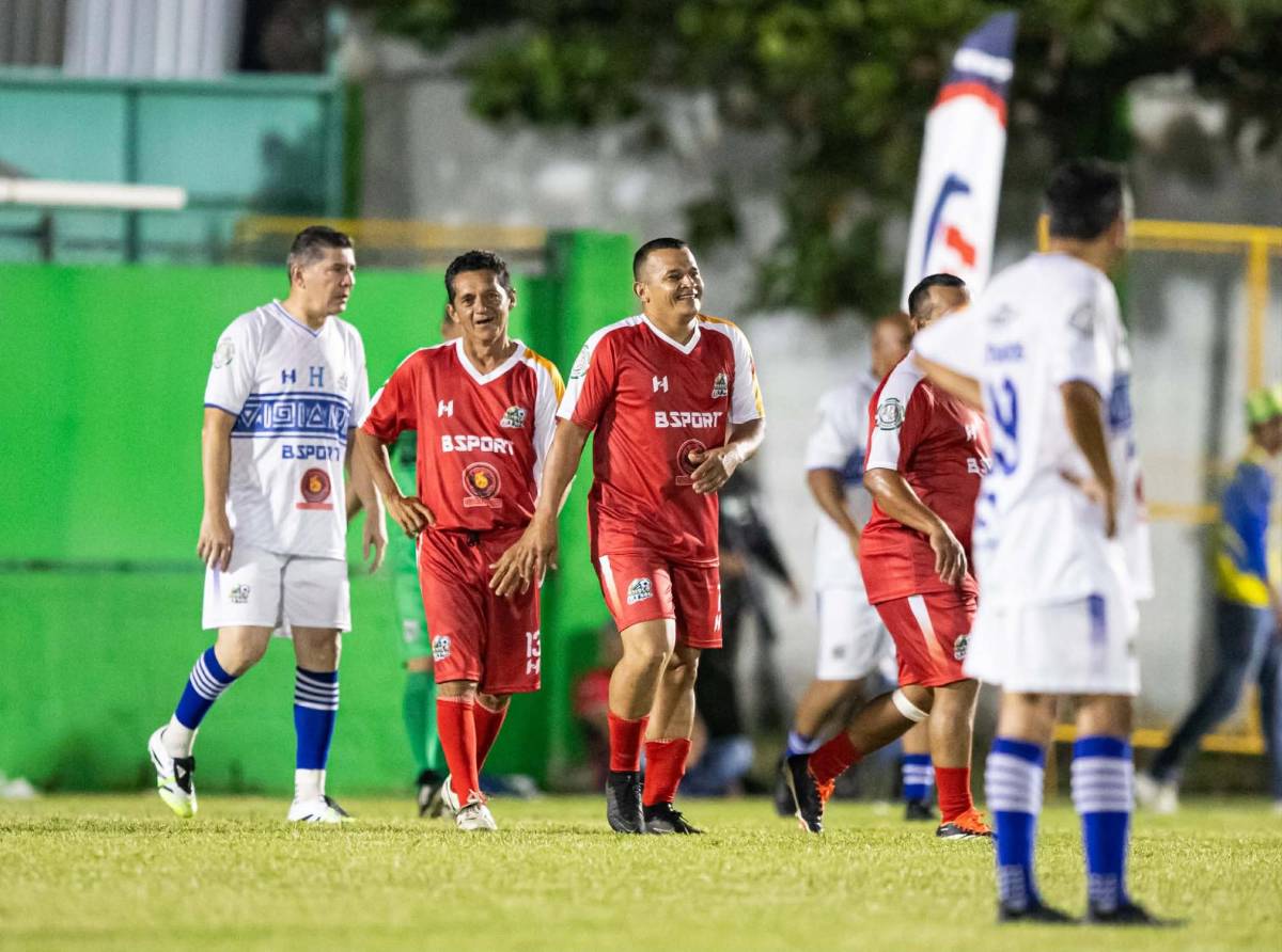 Leyendas de Honduras en Choloma: show de Rambo, reina enamora y Noel sorprende