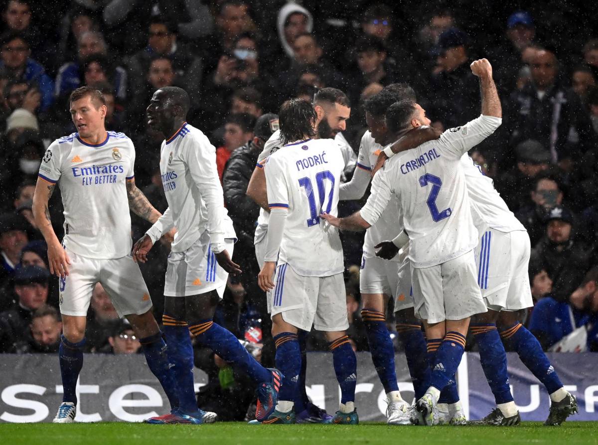 Real Madrid puso un pie en semifinales con su triunfo en Inglaterra ante Chelsea. Foto EFE.