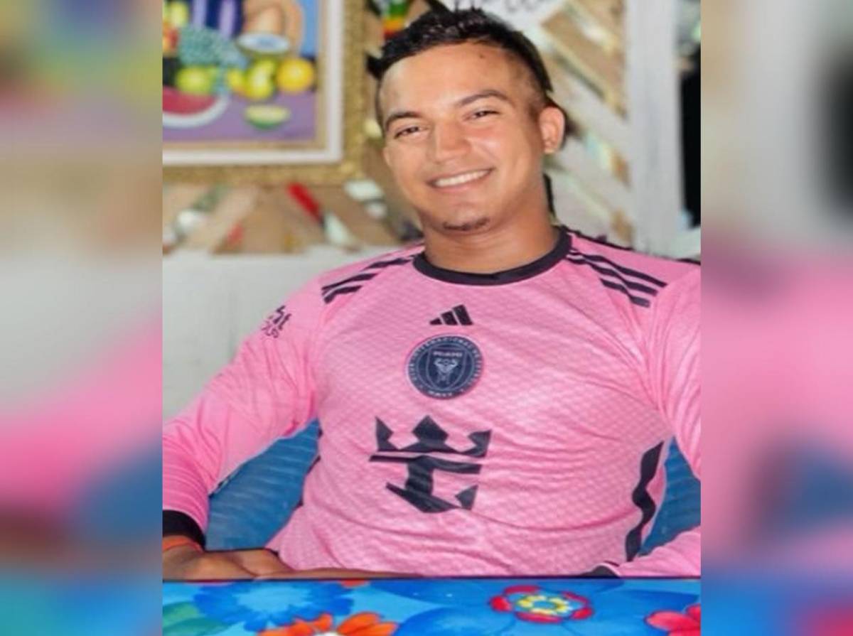 “Cuando me paguen, voy a comprar un bajo para tocar en la iglesia”: la promesa de fe del policía Yorbic Vallecillo