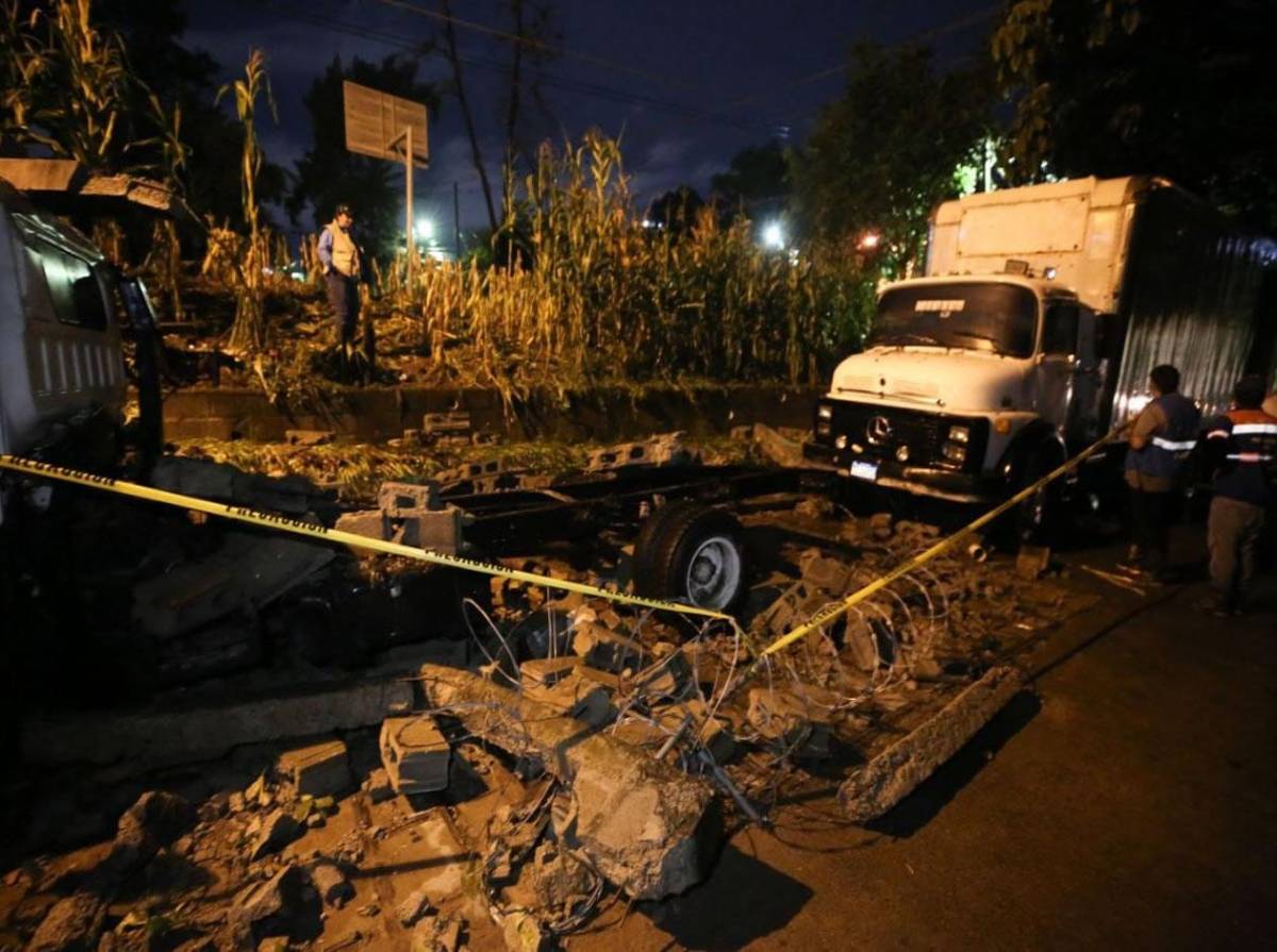 Muertos, derrumbes y calles inundadas por las lluvias en Honduras