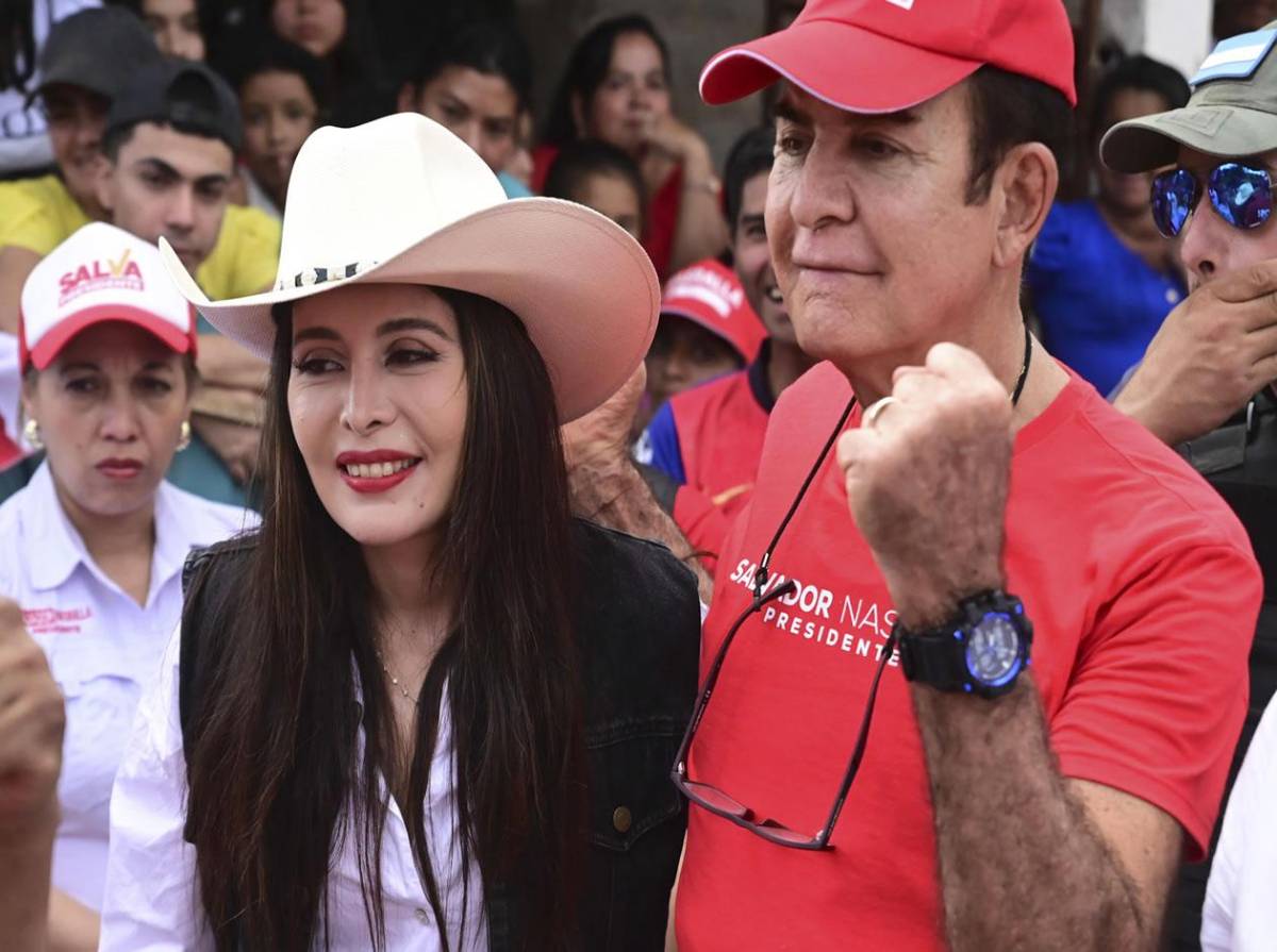 Nasralla visitó San Antonio de Flores, El Paraíso, donde hay elecciones este domingo