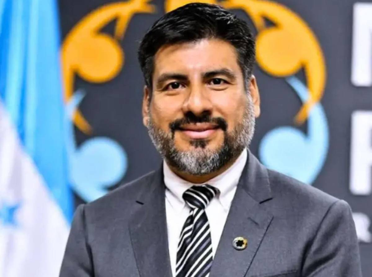 Cuatro horas decisivas: así será la crucial audiencia del fiscal general Johel Zelaya este martes