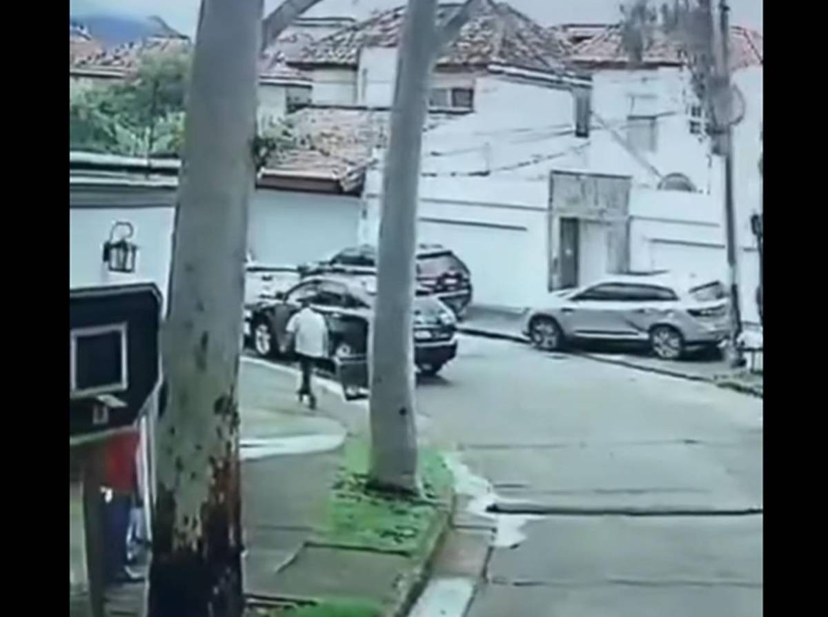 “¿Qué le pasa, señora?”: Mujer  choca contra 11 vehículos en Tegucigalpa