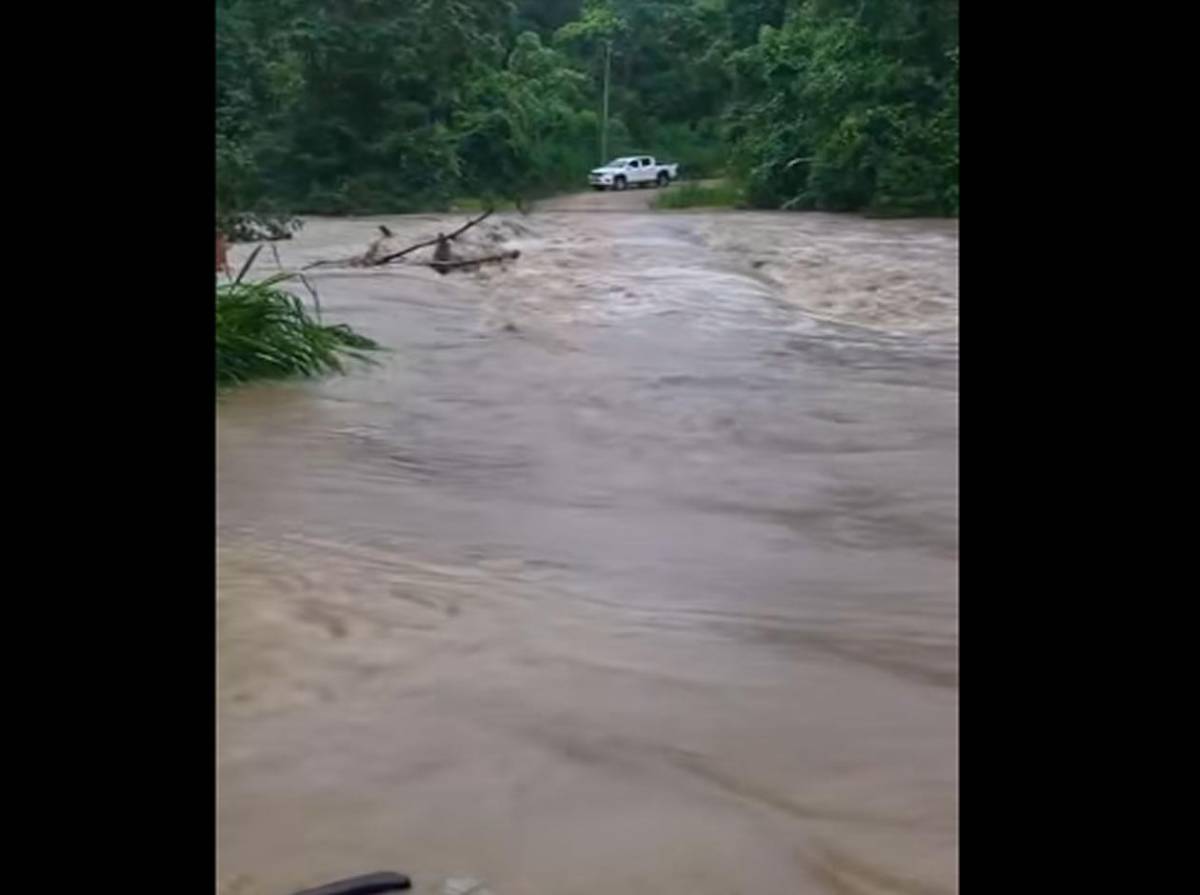 Fuertes lluvias azotan varias regiones de Olancho y provocan desbordamientos de ríos