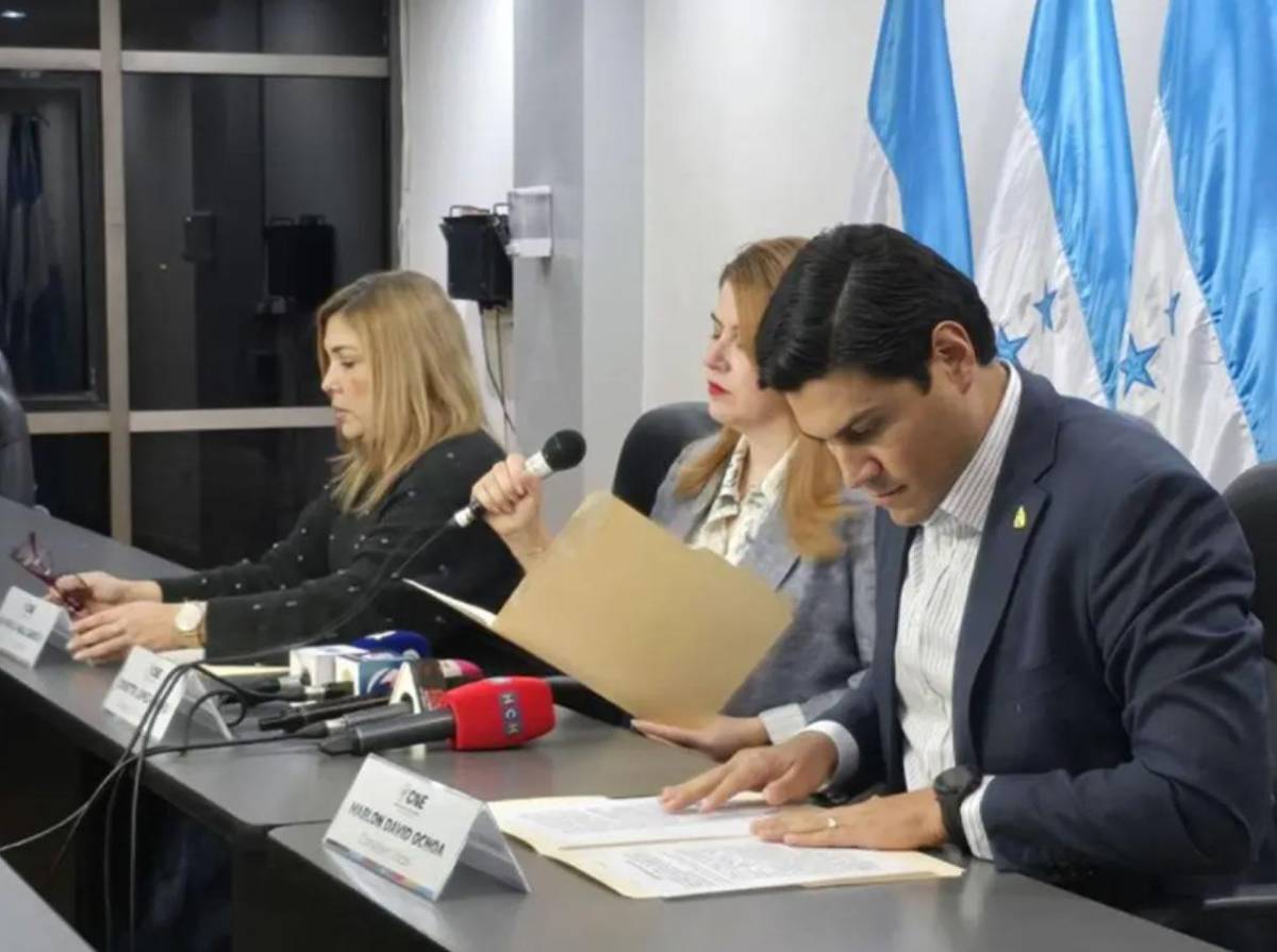 Mel Zelaya reaparece: Sus declaraciones sobre el juicio político, las elecciones y el regreso de JOH