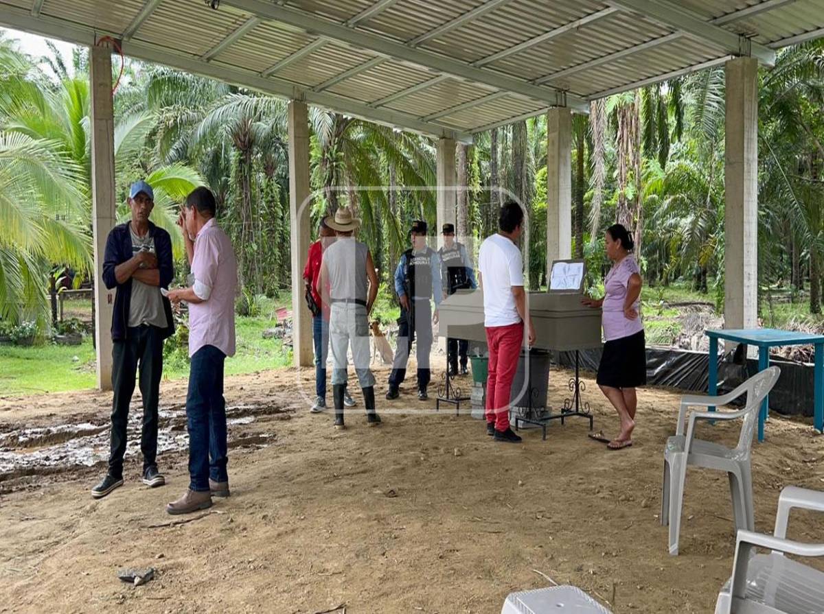 “Caballitos”, el supuesto licor adulterado que habrían ingerido los hombres muertos en Atlántida