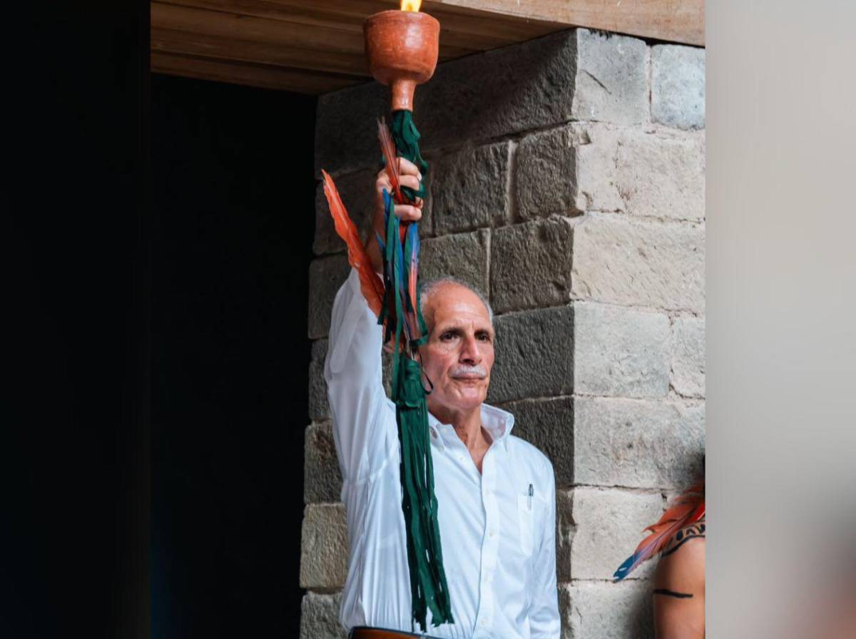 Fuerza maligna: Pastor Roy Santos se pronuncia tras ritual de Nasry Asfura en Copán Ruinas