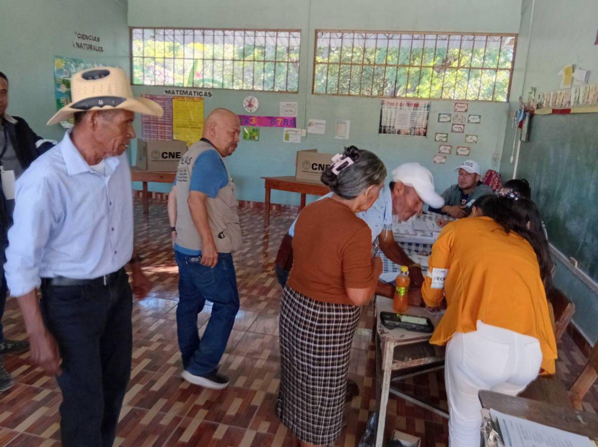 Así se vive la jornada electoral en San Antonio de Flores, El Paraíso