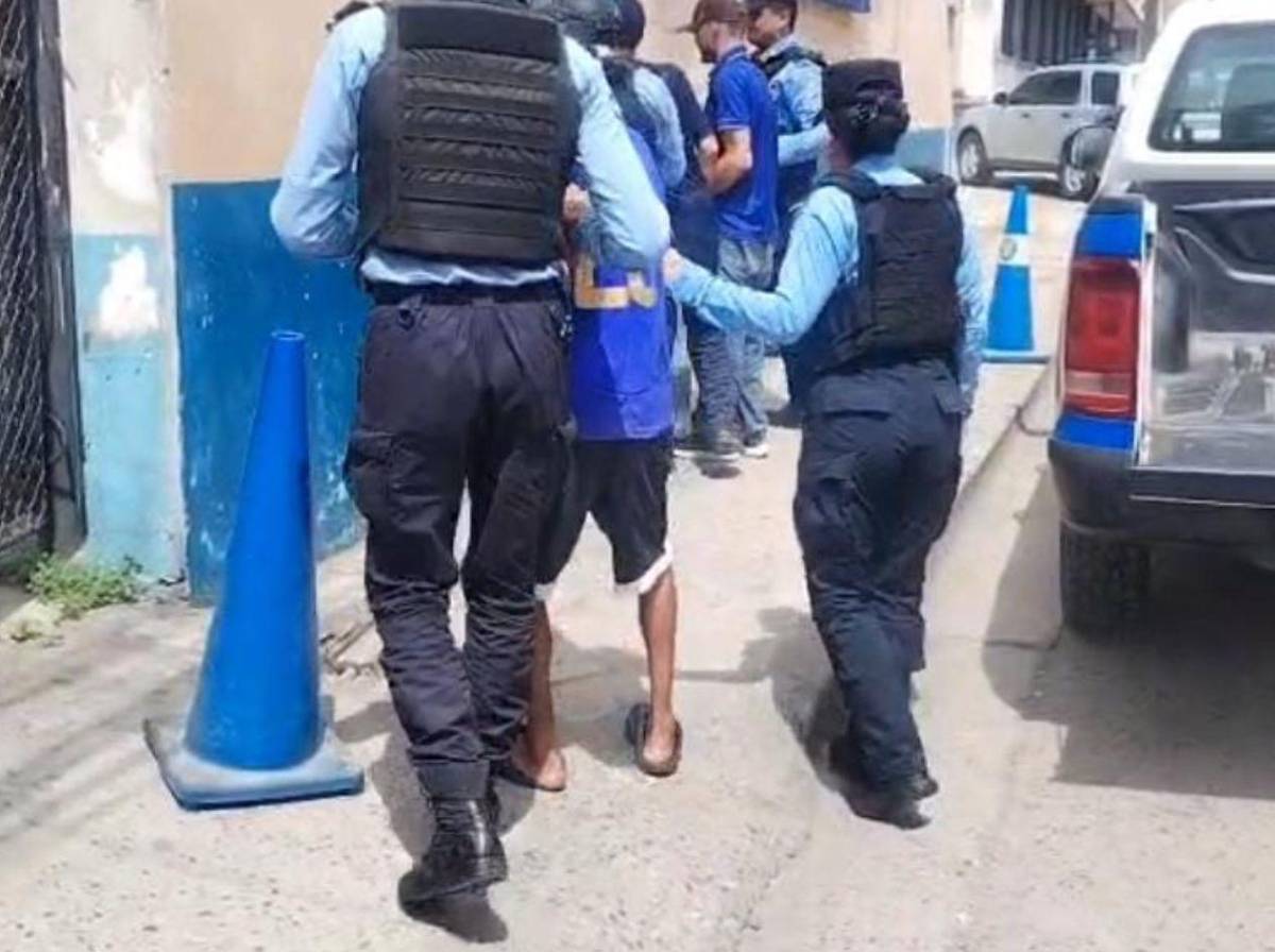 Capturan a tres presuntos integrantes de la banda El Renco en SPS