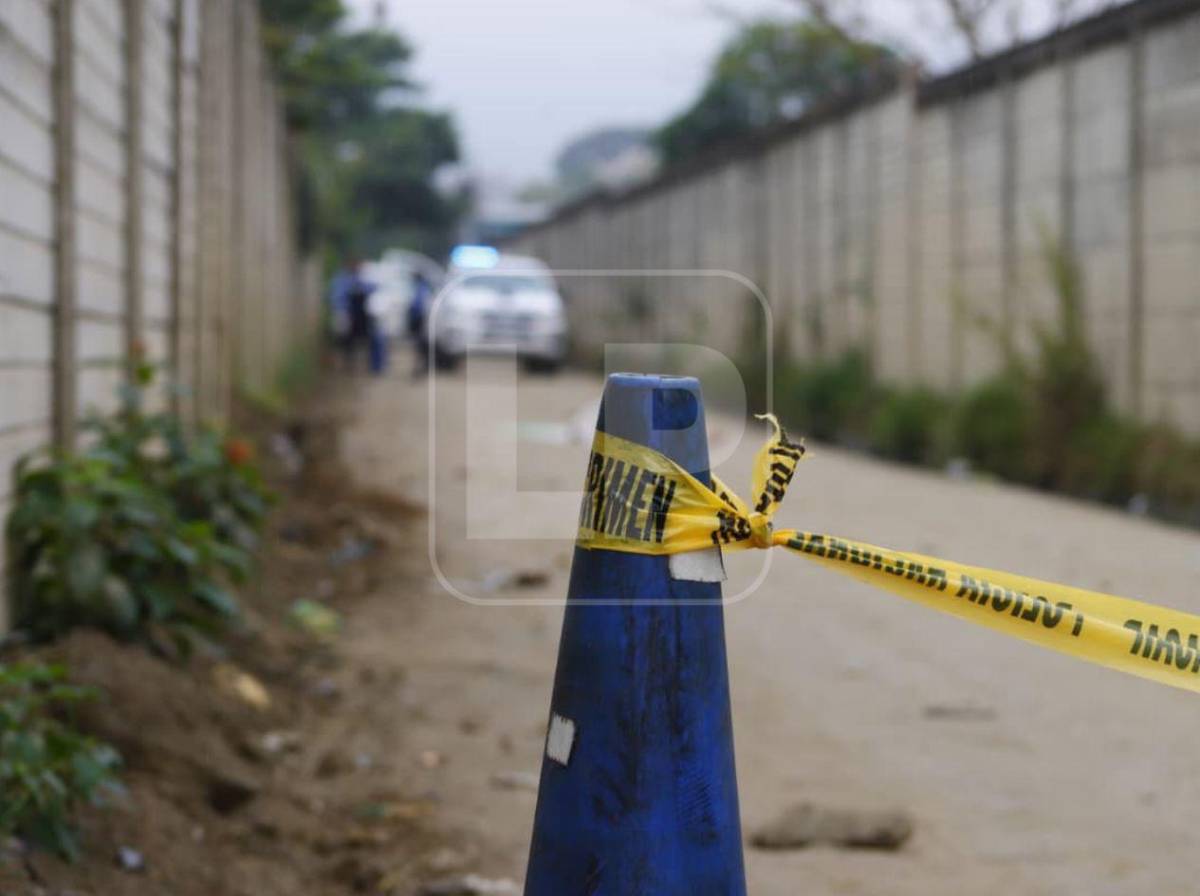 Le dejaron un rótulo: hallan muerto a taxista VIP en San Pedro Sula