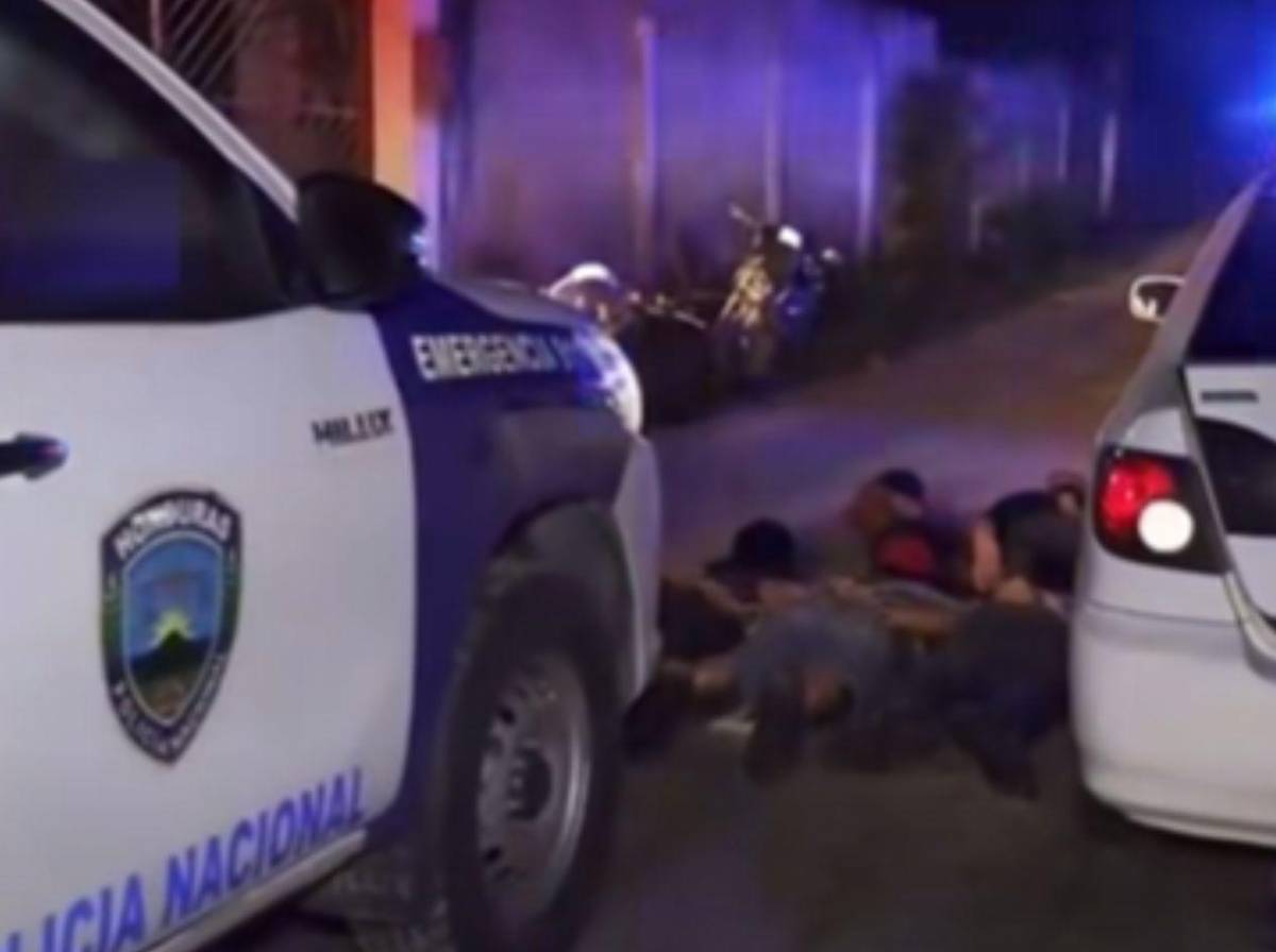 Los capturan cuando llevaban a un joven amarrado en un turismo en SPS