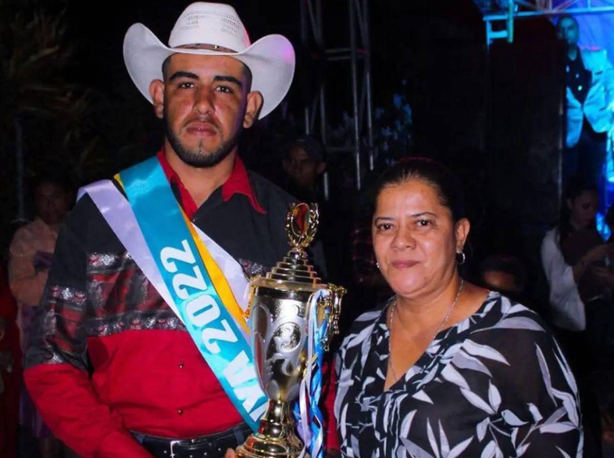 Regresaba de un concierto: tristeza por muerte del universitario Christian Flores en Catacamas