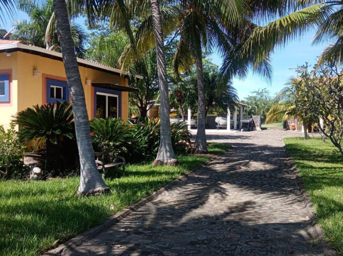 Imágenes de las propiedades incautadas al excoordinador de la Tasa de Seguridad