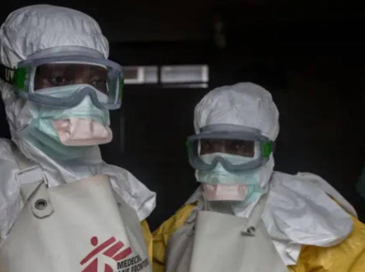 Van 88 muertos: brote letal de ébola obliga a la OMS a declarar emergencia internacional