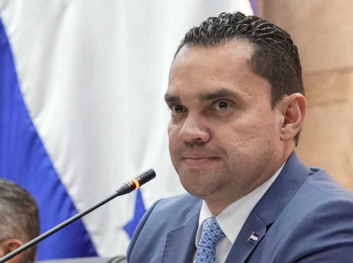 Tomás Zambrano atiza contra Mel Zelaya y le sugiere que se retire de la política