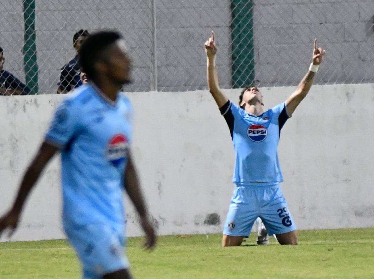 No viste en TV: La 'Roca' aparece en Motagua y Rodrigo Auzmendi se destapa