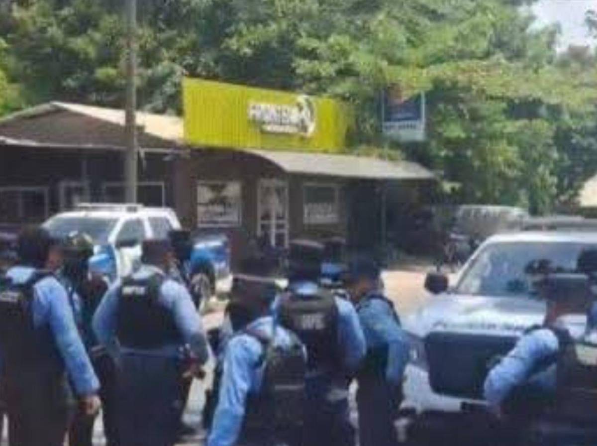 Identifican a policías muertos en el enfrentamiento armado en Corinto, Omoa