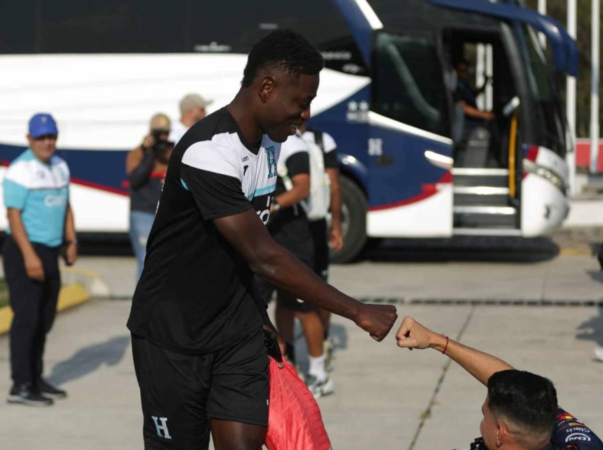 Día de entreno de Honduras: Los 'novatos' y el legionario que volvió