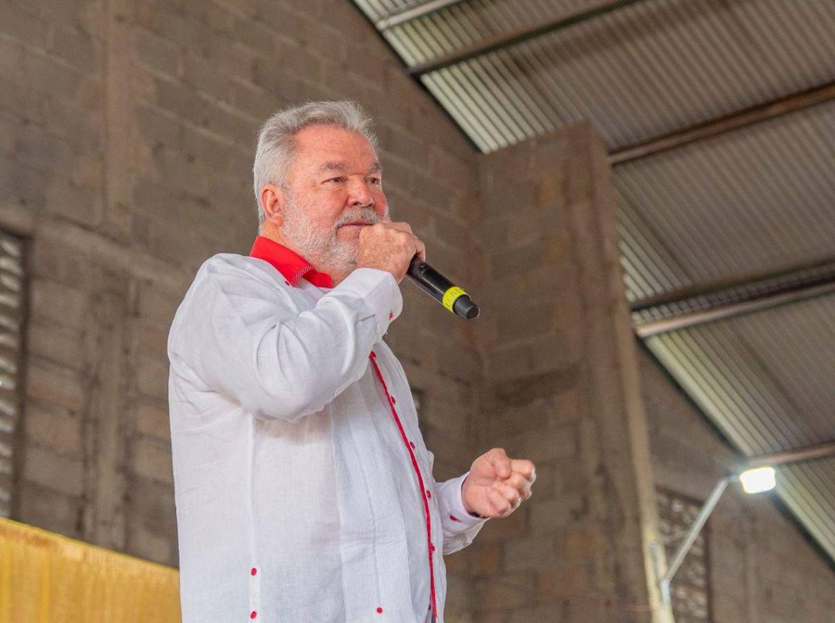 Roberto Contreras atiza contra Nasralla: Se le dieron L67 millones del partido