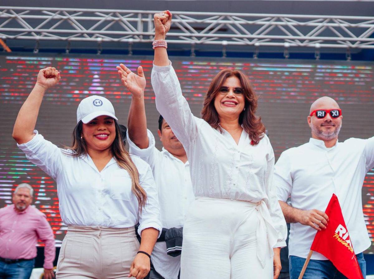 Rixi Moncada promete mejorar salarios de la clase trabajadora en su visita a La Ceiba