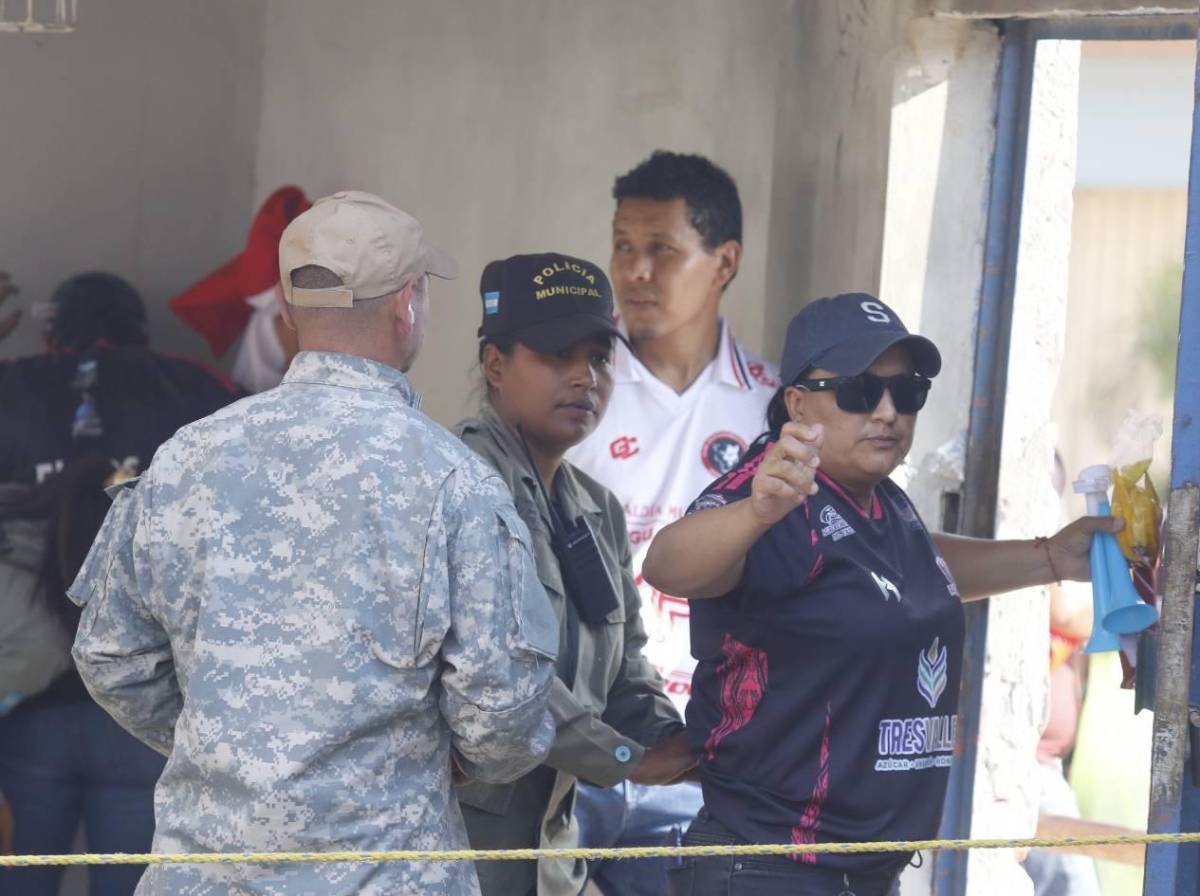 Final de Ascenso: 'look' de Raphinha, bellas chicas y ambientazo Siguatepeque