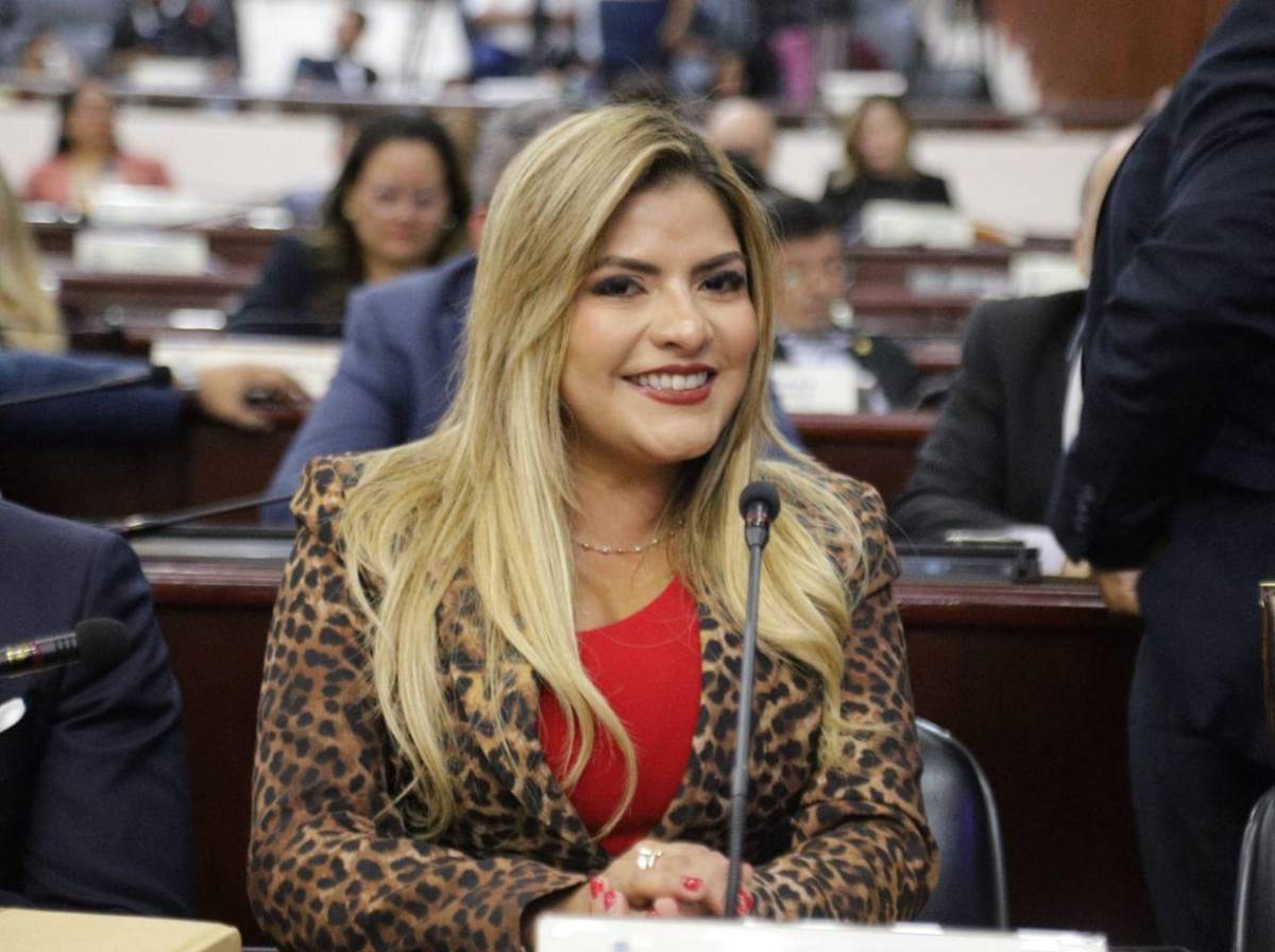 “Para mí es una más”: Saraí Espinal arremete contra María José Sosa