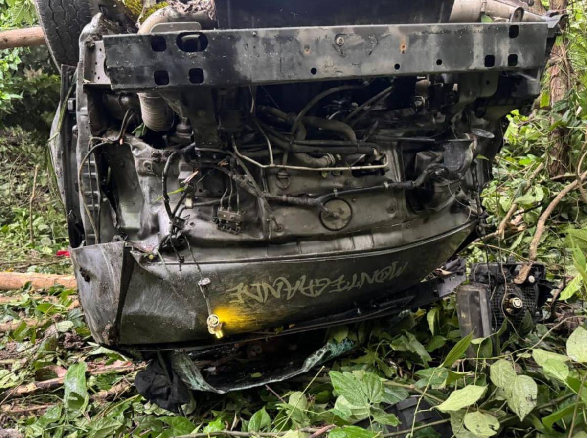 Identifican a conductor que murió al caer 'rapidito' a un abismo en Cofradía