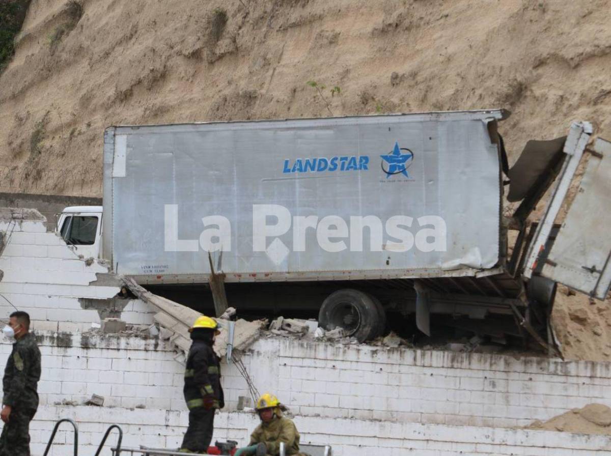 Derrumbe en Loarque: informe revela décadas de alteraciones y negligencia en el terreno