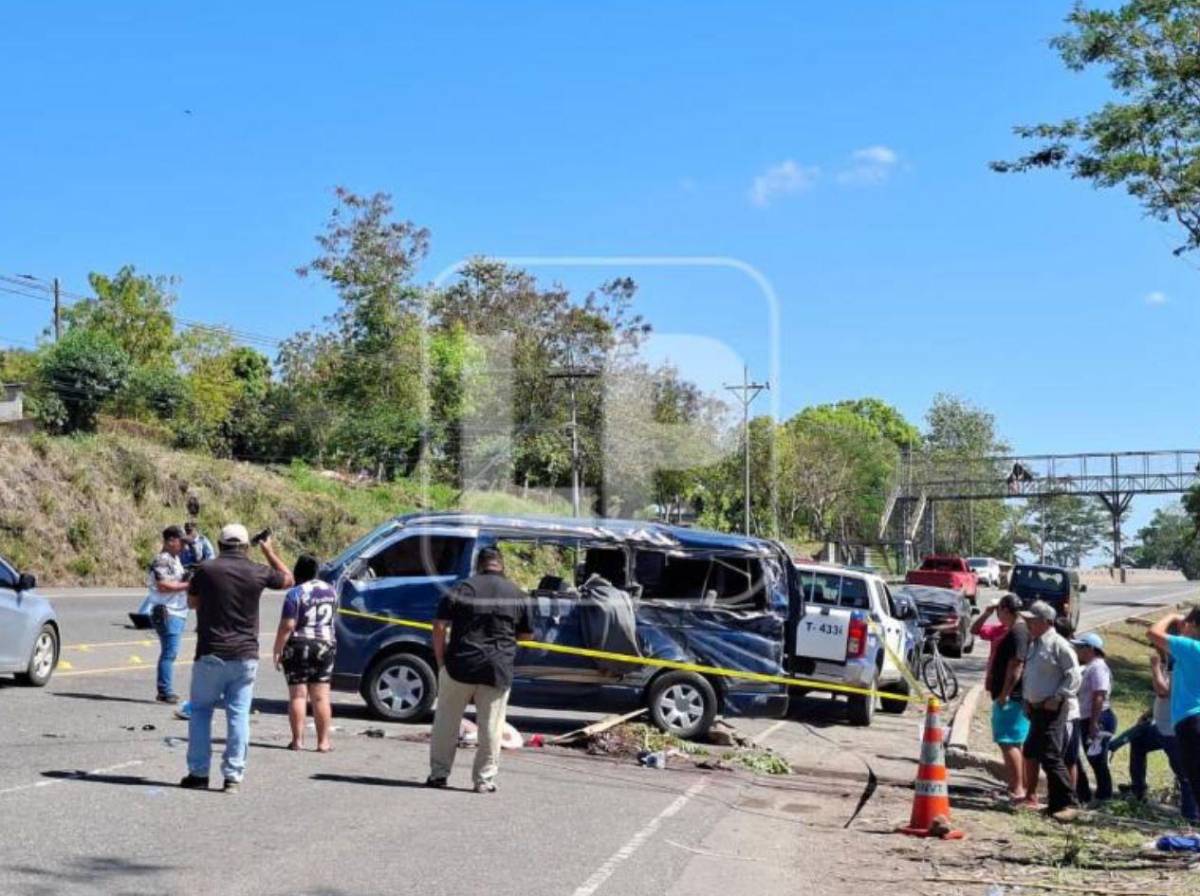 Doloroso adiós: Kenneth se despide de su madre y hermanito fallecidos en accidente