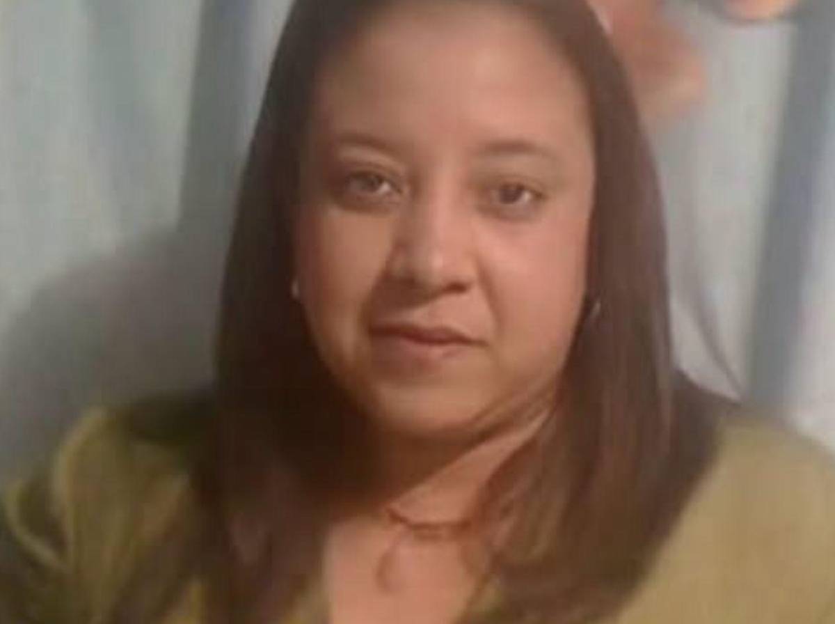 Arrestan a Johnny Guzmán, acusado de matar a su madre y huir con una maleta
