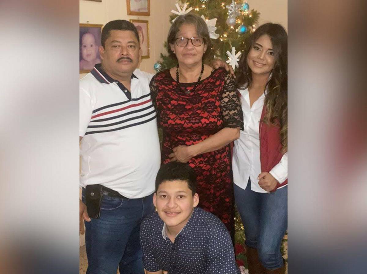 ¿Cuál es el estado de salud de Issac Uyoa, sobreviviente del accidente en el que murieron sus padres?