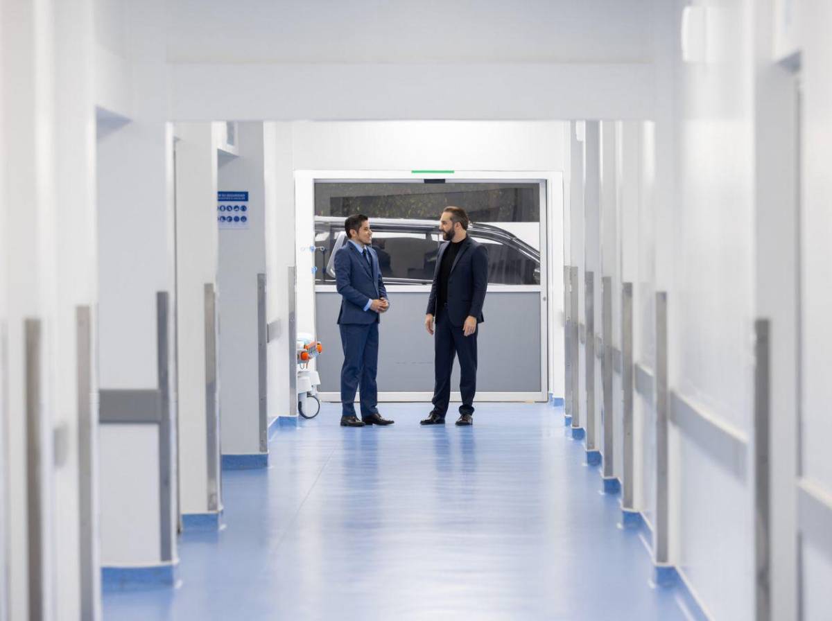 Bukele inaugura modernas instalaciones del Hospital Rosales en El Salvador