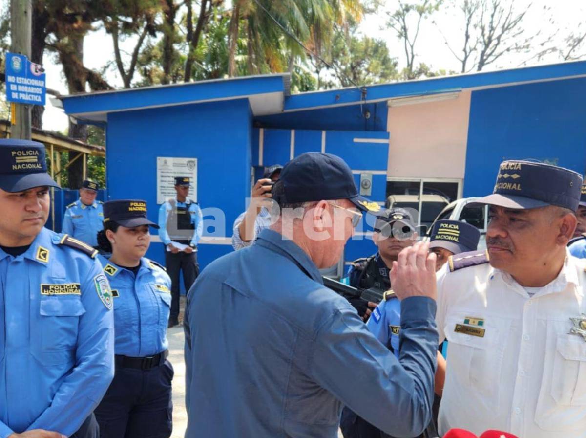 Ministro de Seguridad se pronuncia tras captura del exalcalde Adán Fúnez