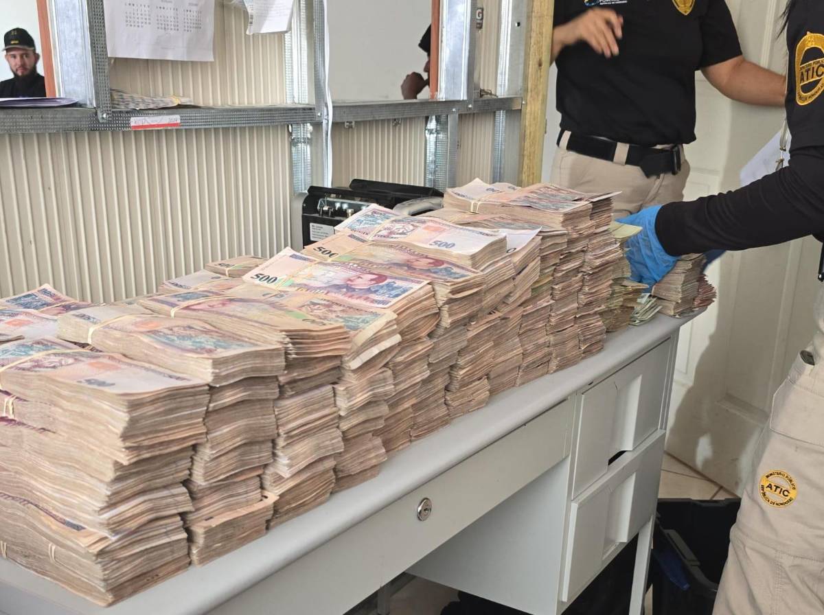 Hallan fuertes sumas de dinero en casa de representante de Koriun