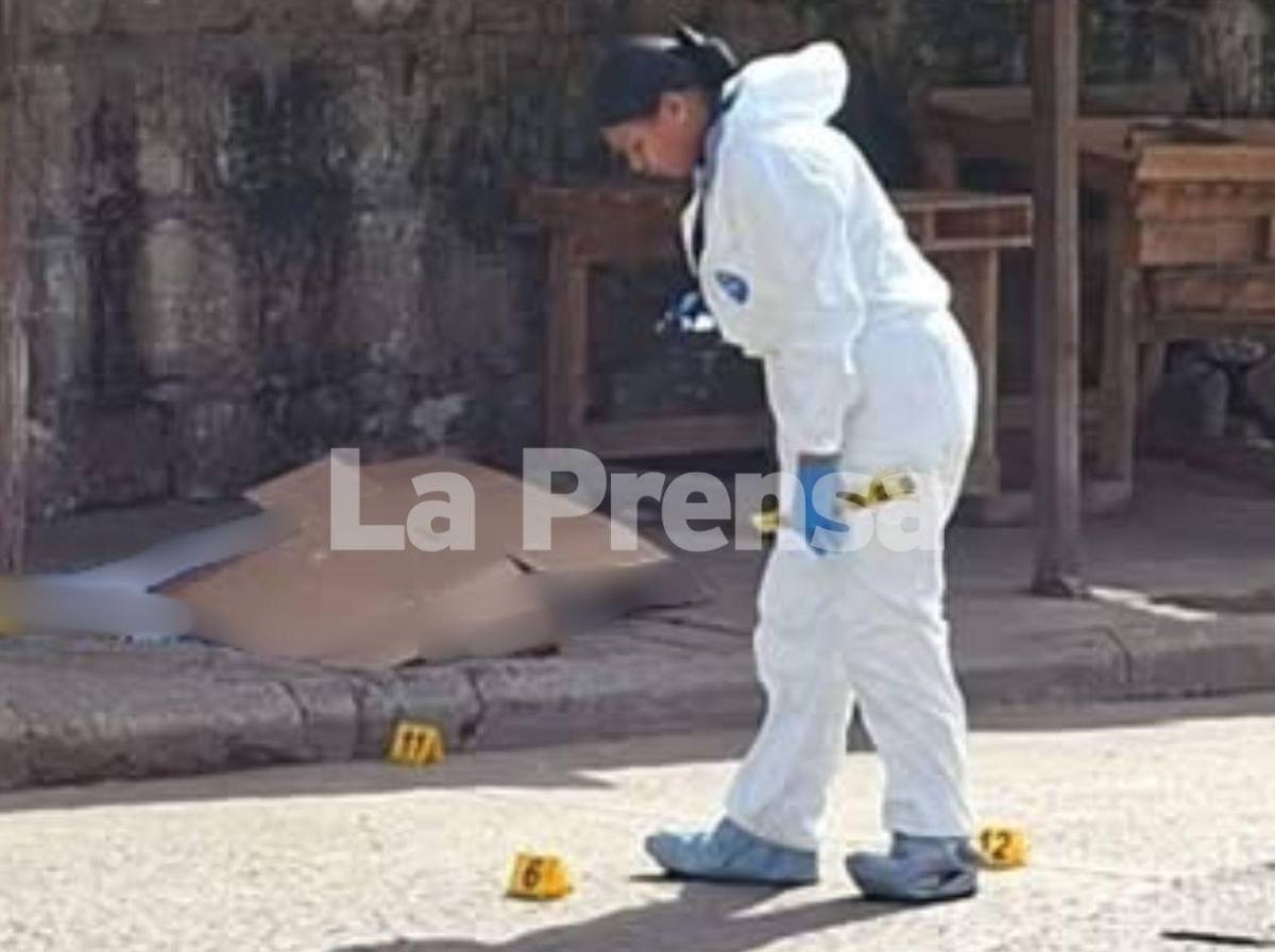 Al menos 20 casquillos de bala hallaron en la escena donde mataron a Mario Sánchez