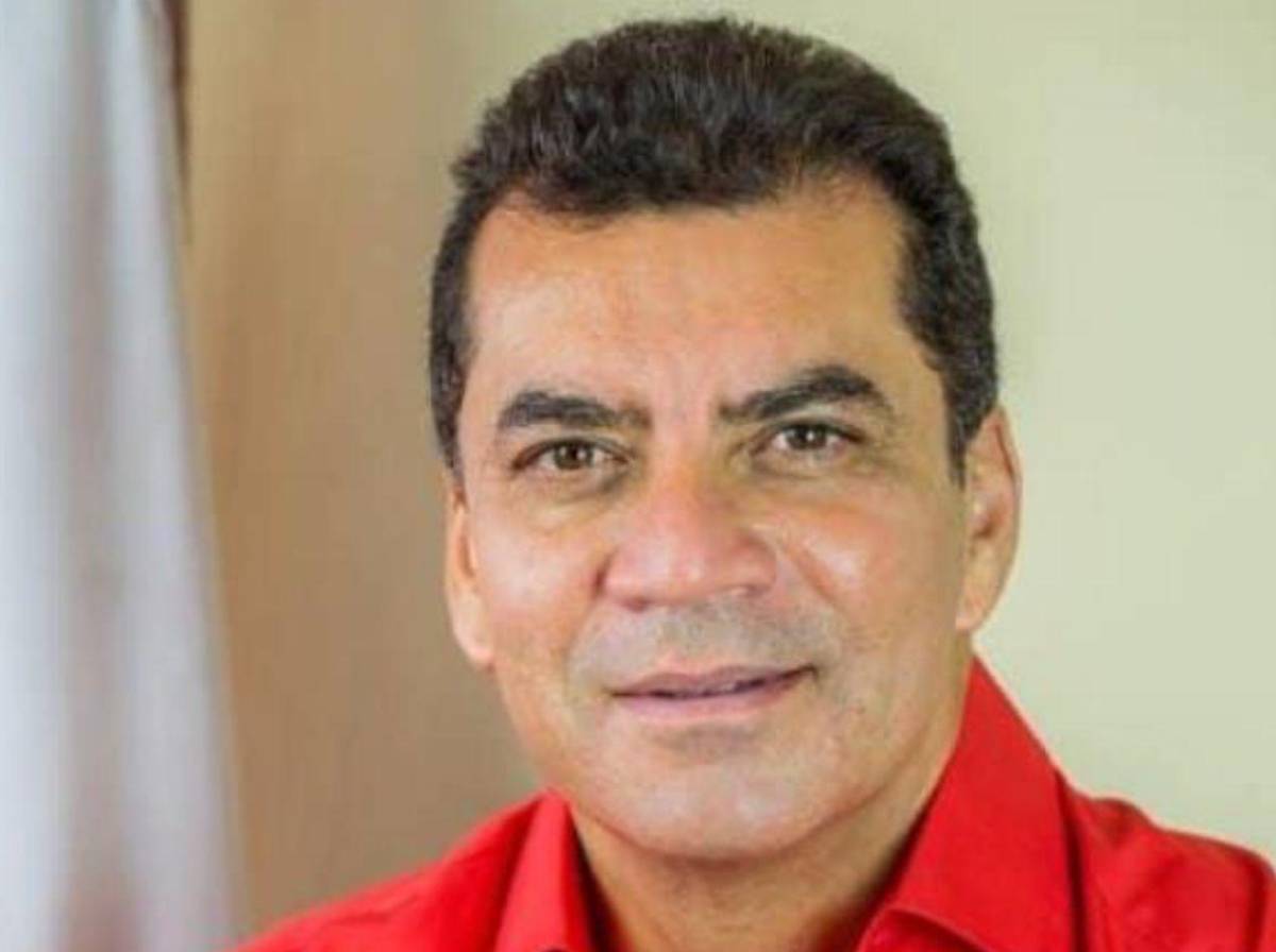 Elvin Santos reaparece en aniversario del PLH y envía mensaje a Nasry Asfura