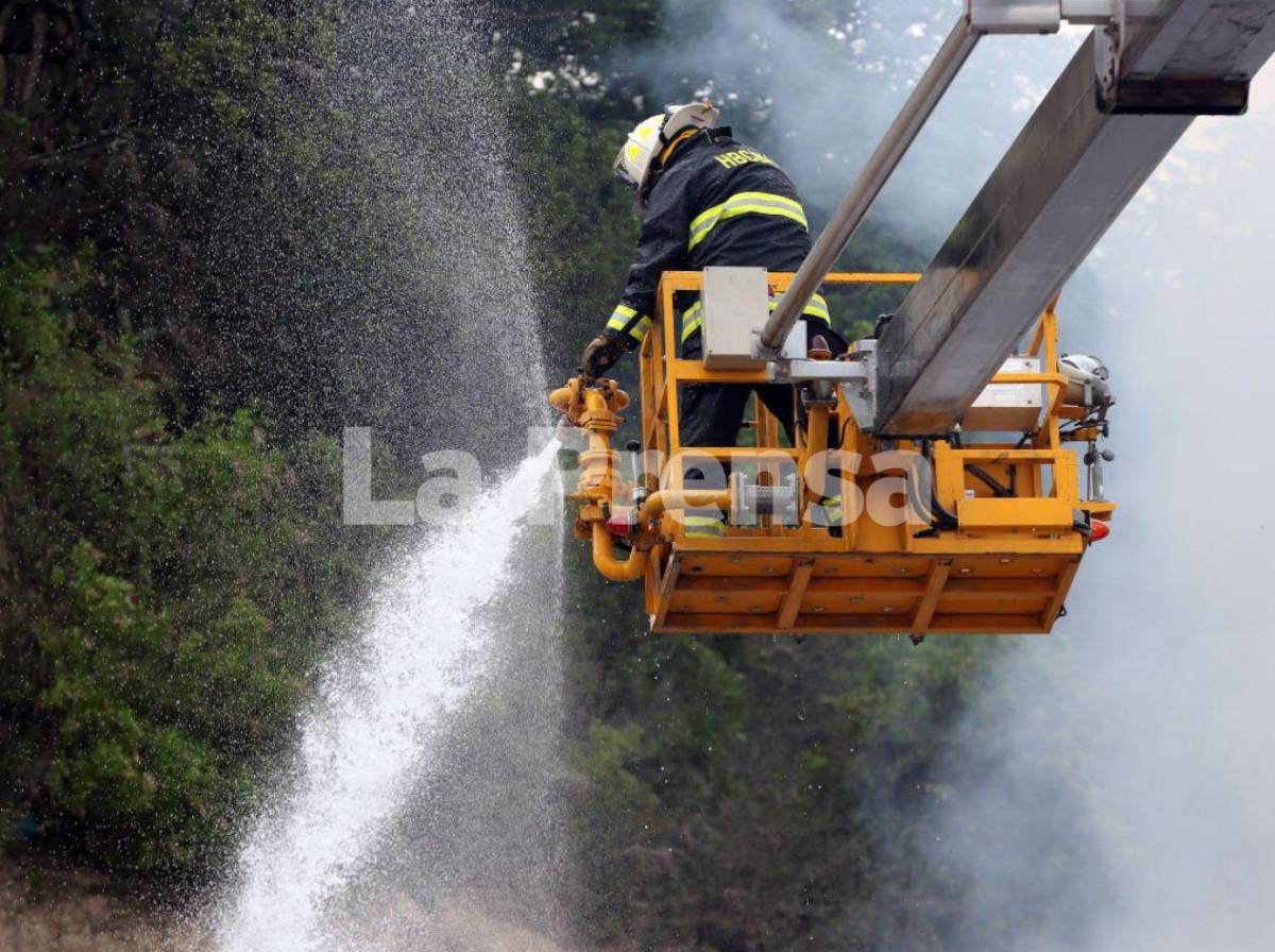Derrumbe en Loarque: informe revela décadas de alteraciones y negligencia en el terreno