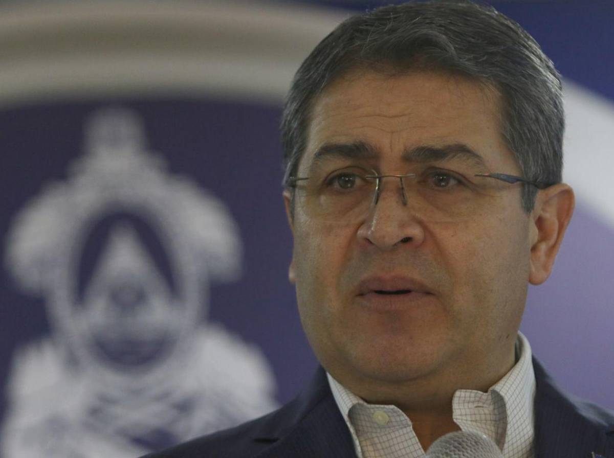Ricardo Álvarez se pronuncia sobre el retorno de Juan Orlando Hernández