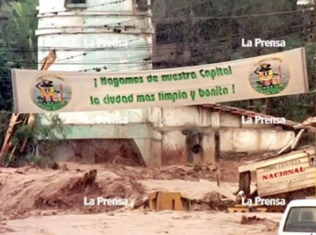 Las históricas portadas de LA PRENSA sobre la tragedia del huracán Mitch en Honduras en 1998