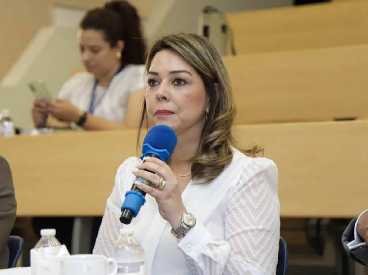 María Antonieta Mejía arremete contra Juan Orlando Hernández por la reelección