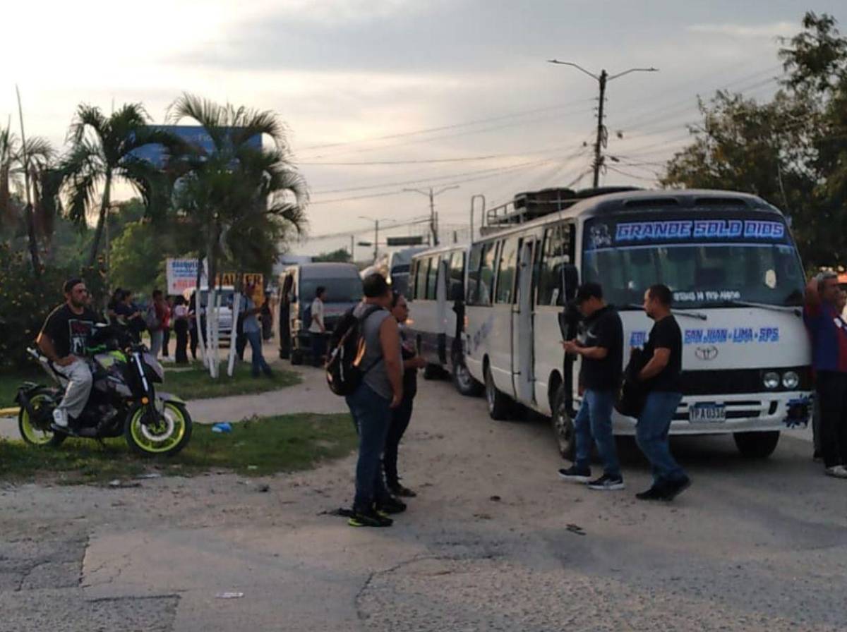 Transportistas protestan en la zona norte por los altos costos de los combustibles