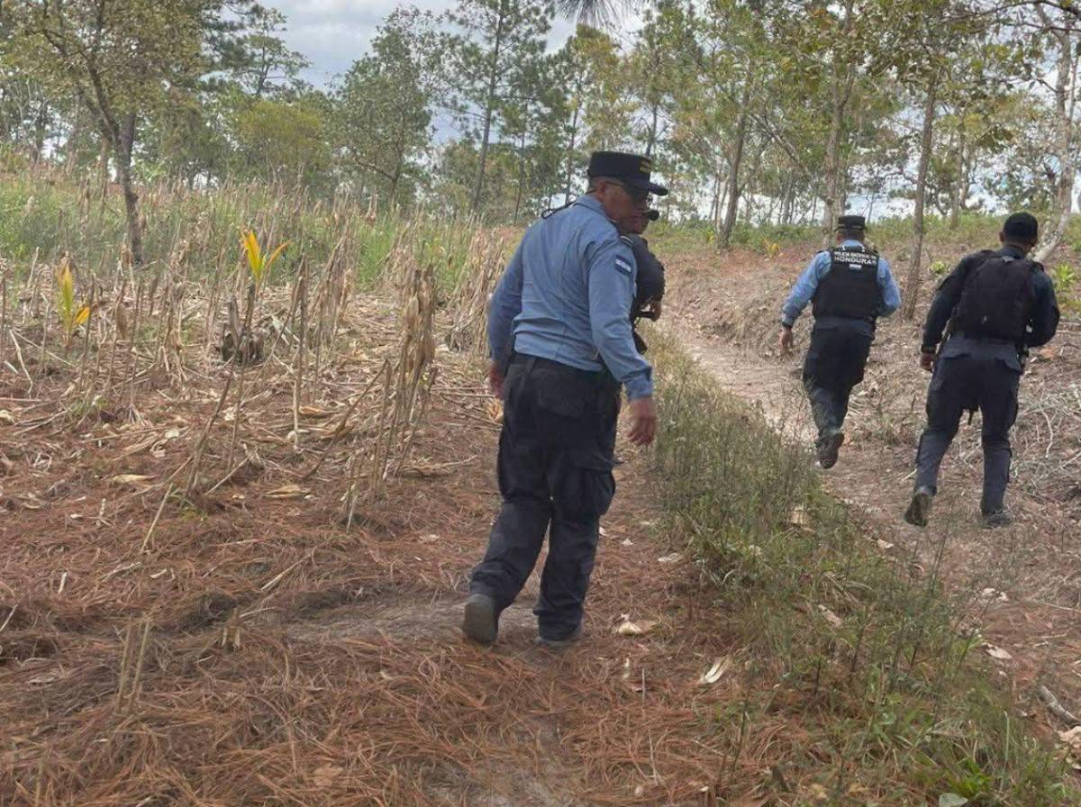 Dantesco: hallan muertos a dos jovencitos en La Campa, Lempira