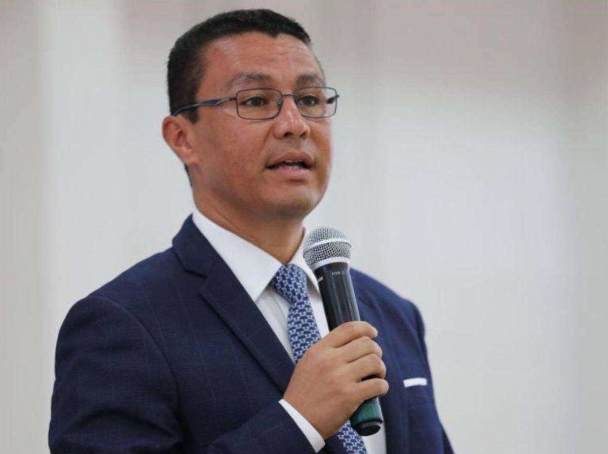 Ebal Díaz reaparece y deja mensaje: Hasta a JohMel Zelaya le dio vergüenza