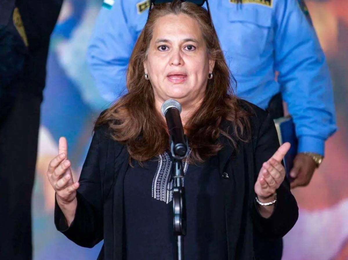 Julissa Villanueva se pronuncia tras crimen de testigo protegido del caso Angie Peña