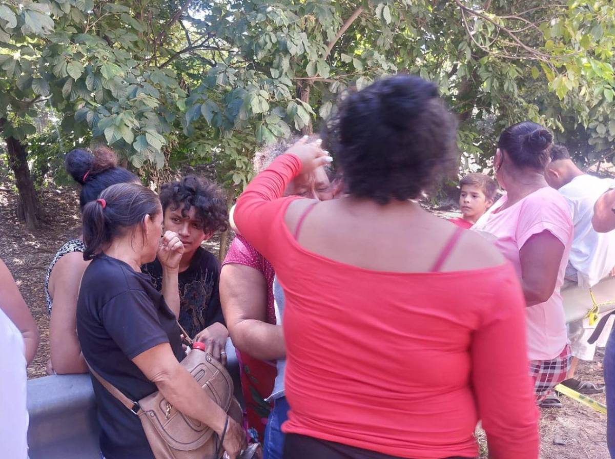 Desgarrador: madre de Jairo se quiebra en llanto al ver a su hijo fallecido